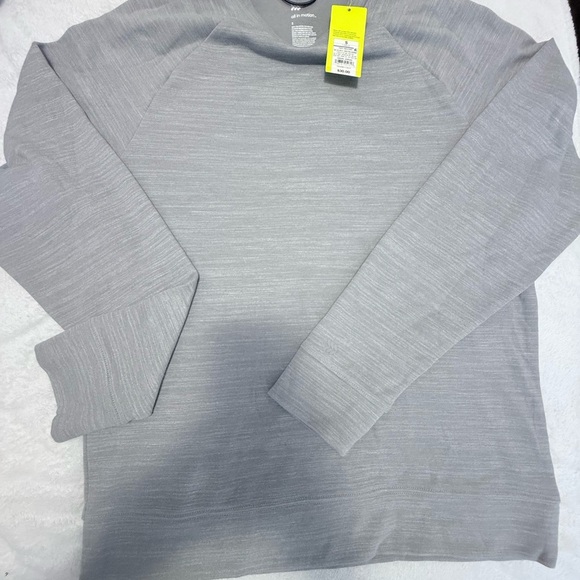 All in Motion Men's Heather Gray Long Sleeve Shirt - Picture 2 of 5